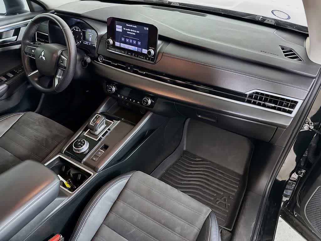 Used 2023 Mitsubishi Outlander SE FWD image 32