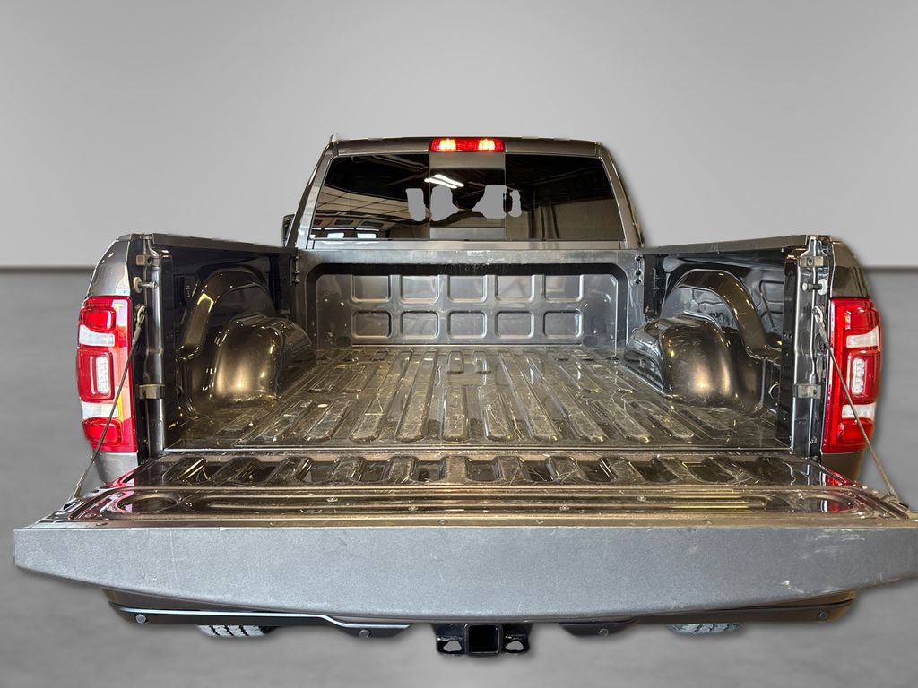 Used 2024 RAM 2500 Laramie w/ Safety Group AWD/4WD image 11