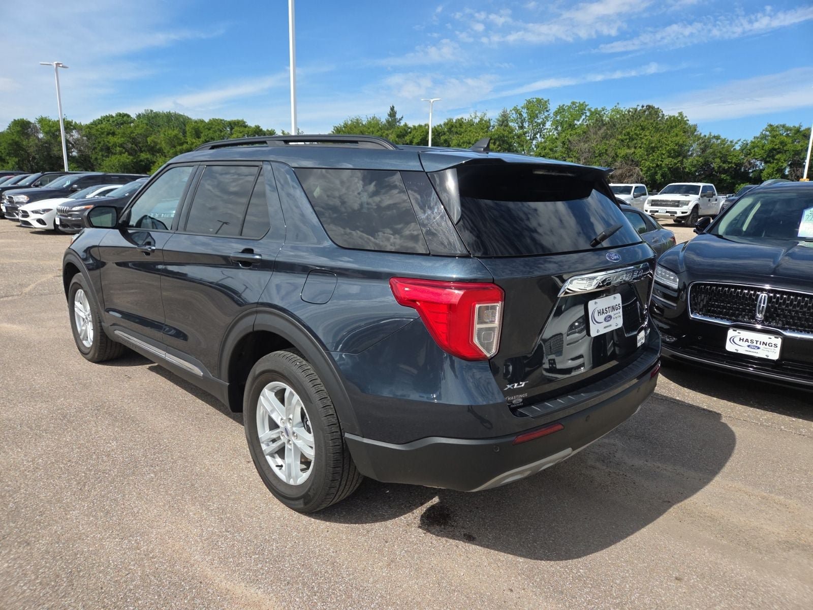 Certified 2023 Ford Explorer XLT w/ Equipment Group 202A AWD/4WD image 9
