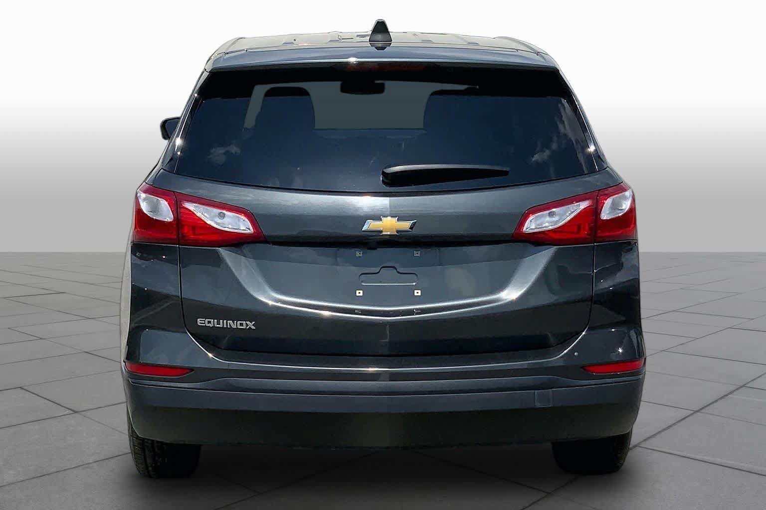Used 2020 Chevrolet Equinox LS w/ LS Convenience Package FWD image 5