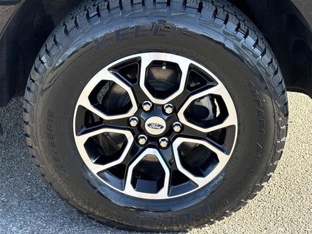 Certified 2024 Ford Expedition XLT AWD/4WD image 9