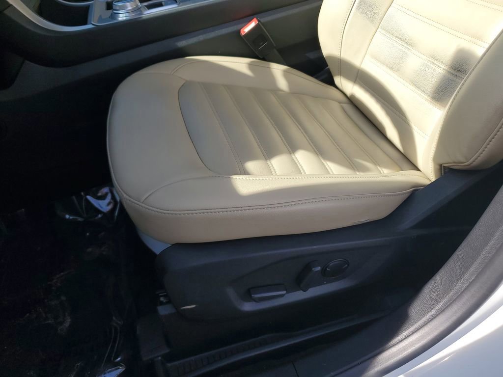 Certified 2023 Ford Edge SEL w/ Convenience Package image 13