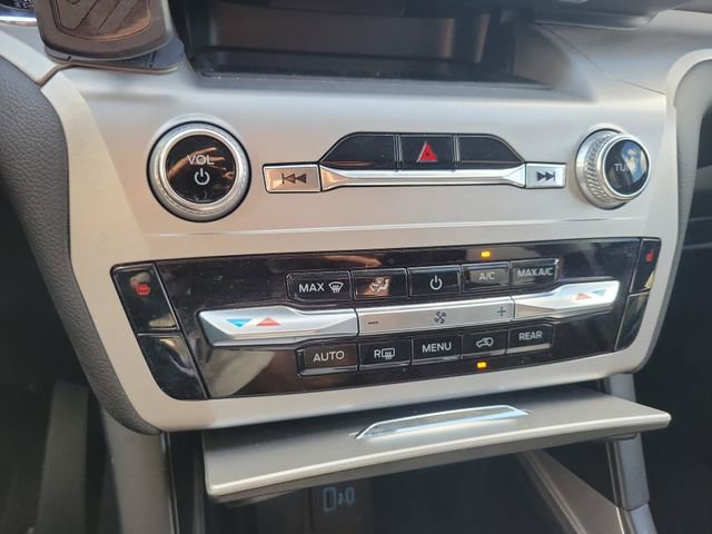 Certified 2022 Ford Explorer XLT image 28