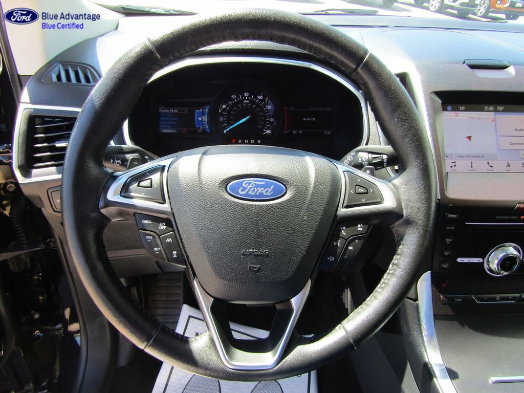 Certified 2019 Ford Edge Titanium w/ Cold Weather Package AWD/4WD image 17