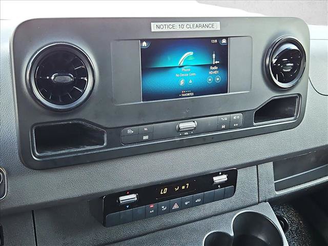Used 2023 Mercedes-Benz Sprinter 1500 image 14