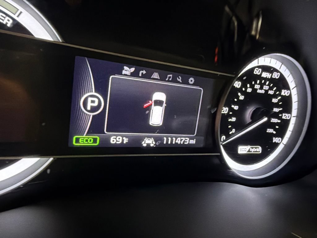 Used 2018 Kia Niro Touring FWD image 3