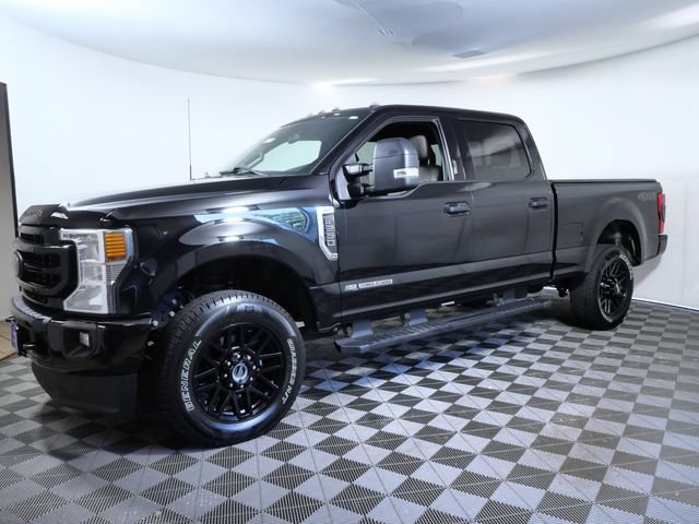 Certified 2022 Ford F250 XLT w/ Black Appearance Package AWD/4WD image 2