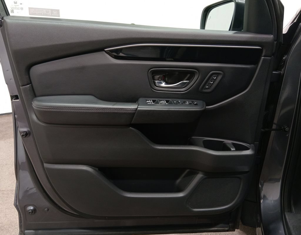 Used 2023 Honda Pilot EX-L image 18