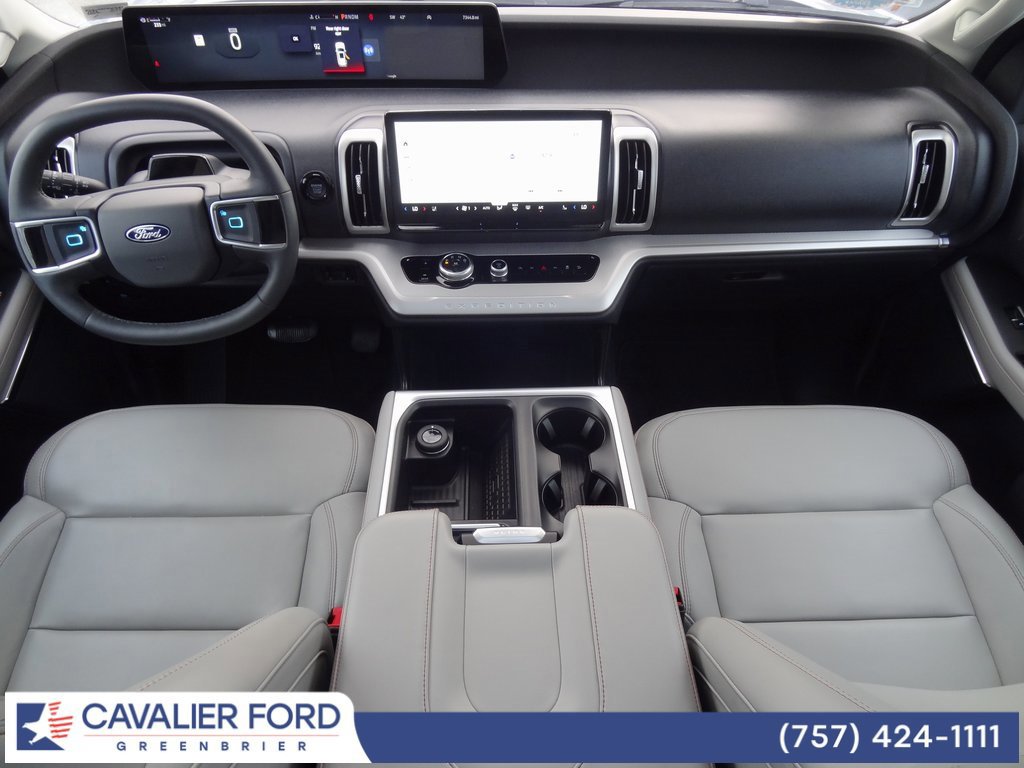 Certified 2025 Ford Expedition Active image 21