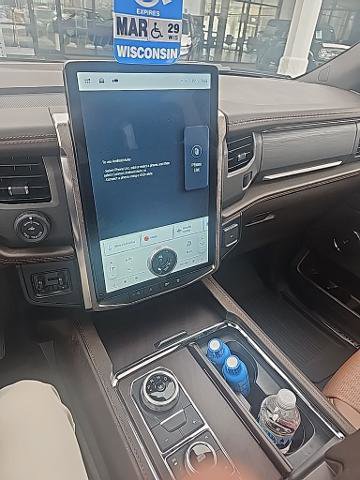 Certified 2024 Ford Expedition Max King Ranch image 4