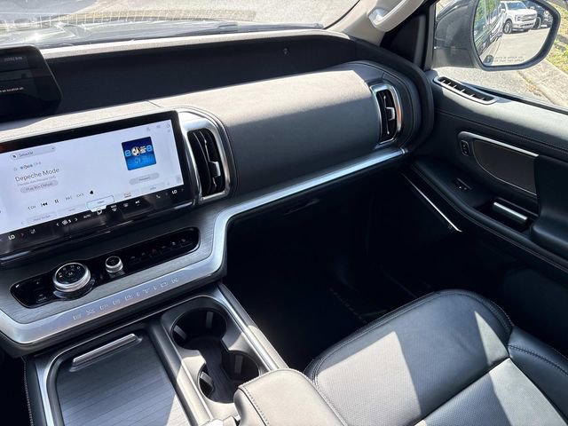 Certified 2025 Ford Expedition Max Platinum AWD/4WD image 15