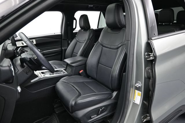 Certified 2020 Ford Explorer ST w/ Premium Technology Package AWD/4WD image 11