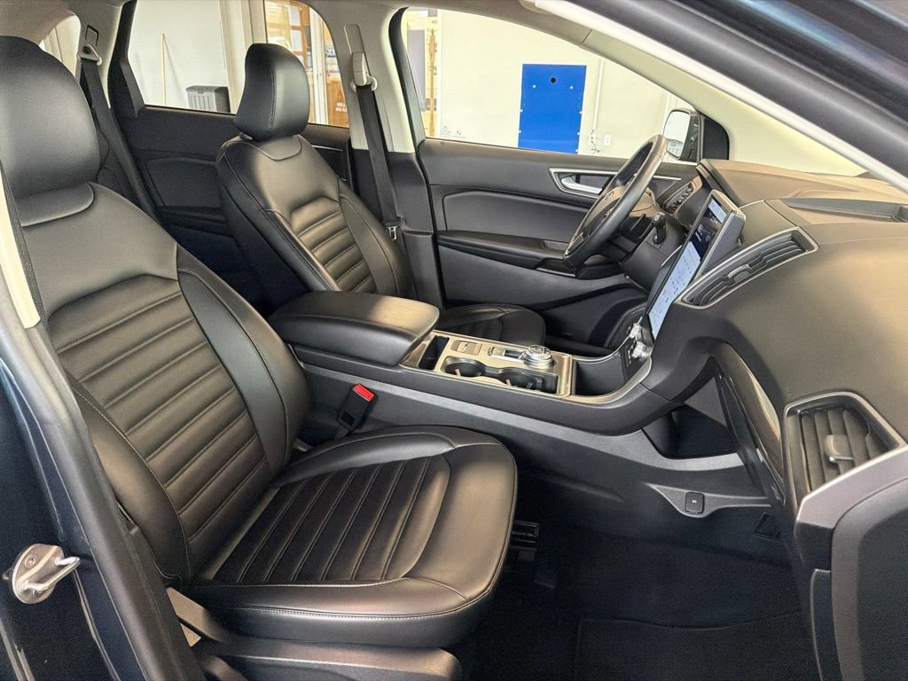 Certified 2024 Ford Edge SEL w/ Convenience Package AWD/4WD image 93