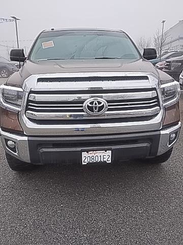 Used 2017 Toyota Tundra SR5 image 1