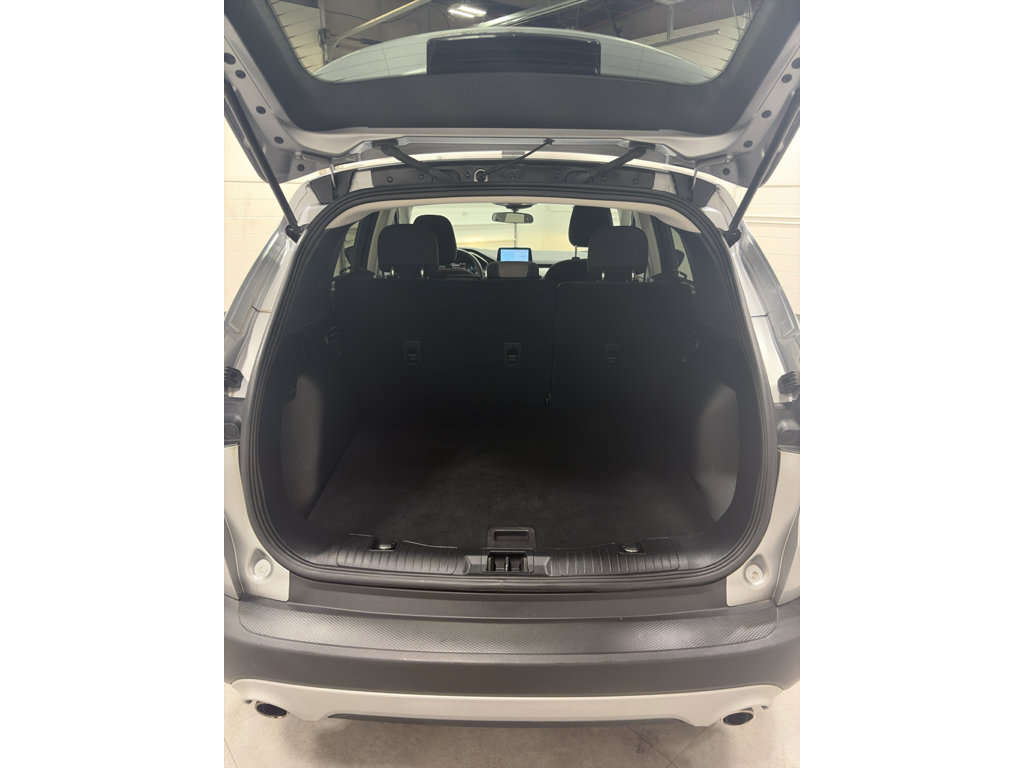Certified 2022 Ford Escape SE FWD image 25