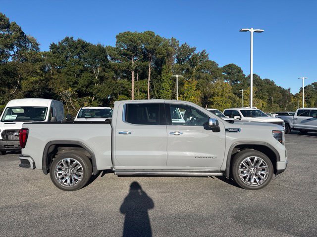 Used 2025 GMC Sierra 1500 Denali w/ Denali Reserve Package AWD/4WD image 2