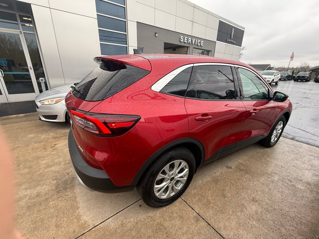 Certified 2023 Ford Escape ST-Line Select w/ Tech Pack #1 AWD/4WD image 12