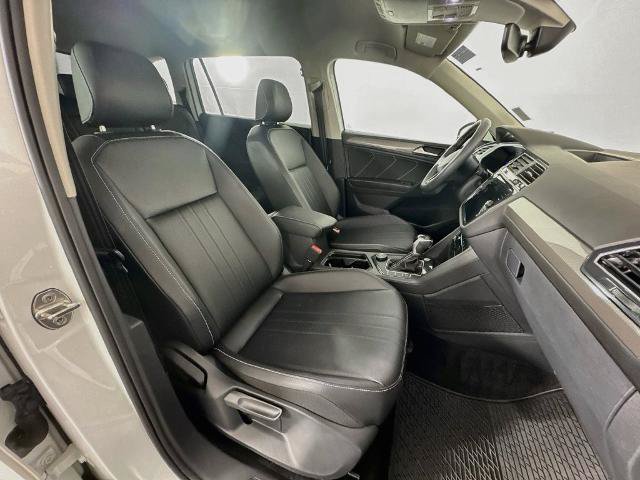 Used 2023 Volkswagen Tiguan SE AWD/4WD image 27