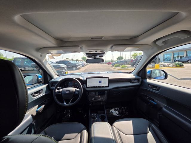 Certified 2025 Ford Maverick Lobo AWD/4WD image 16