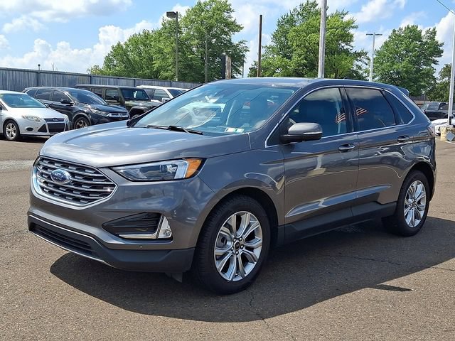 Certified 2024 Ford Edge Titanium AWD/4WD image 3