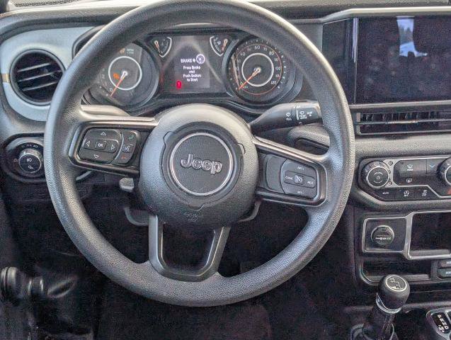 Used 2024 Jeep Gladiator Sport AWD/4WD image 11