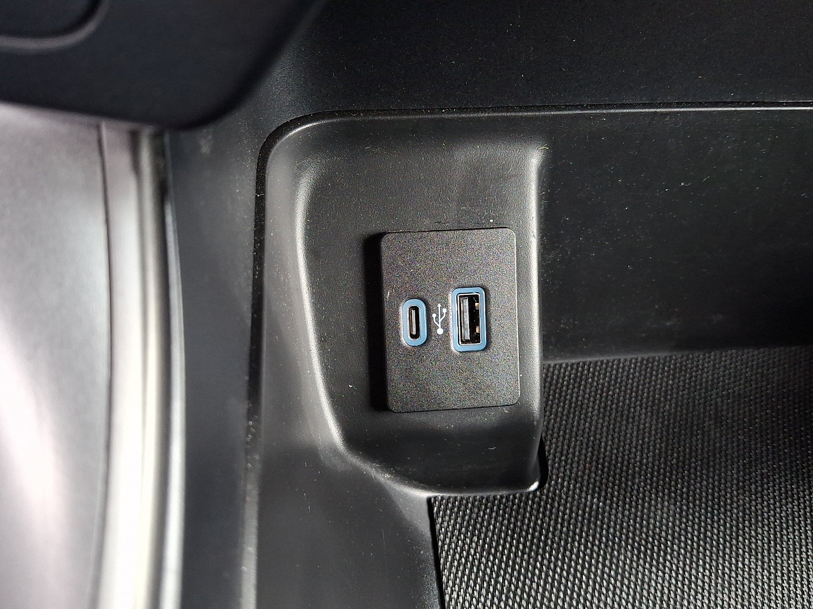 Certified 2024 Ford F150 Tremor w/ Bed Utility Package AWD/4WD image 36