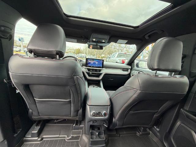 Certified 2025 Ford Explorer ST image 22
