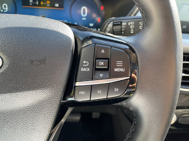 Certified 2025 Ford Escape Platinum AWD/4WD image 36