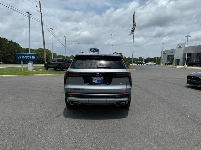 Used 2025 Chevrolet Traverse Z71 w/ LPO, Cargo Package AWD/4WD image 5