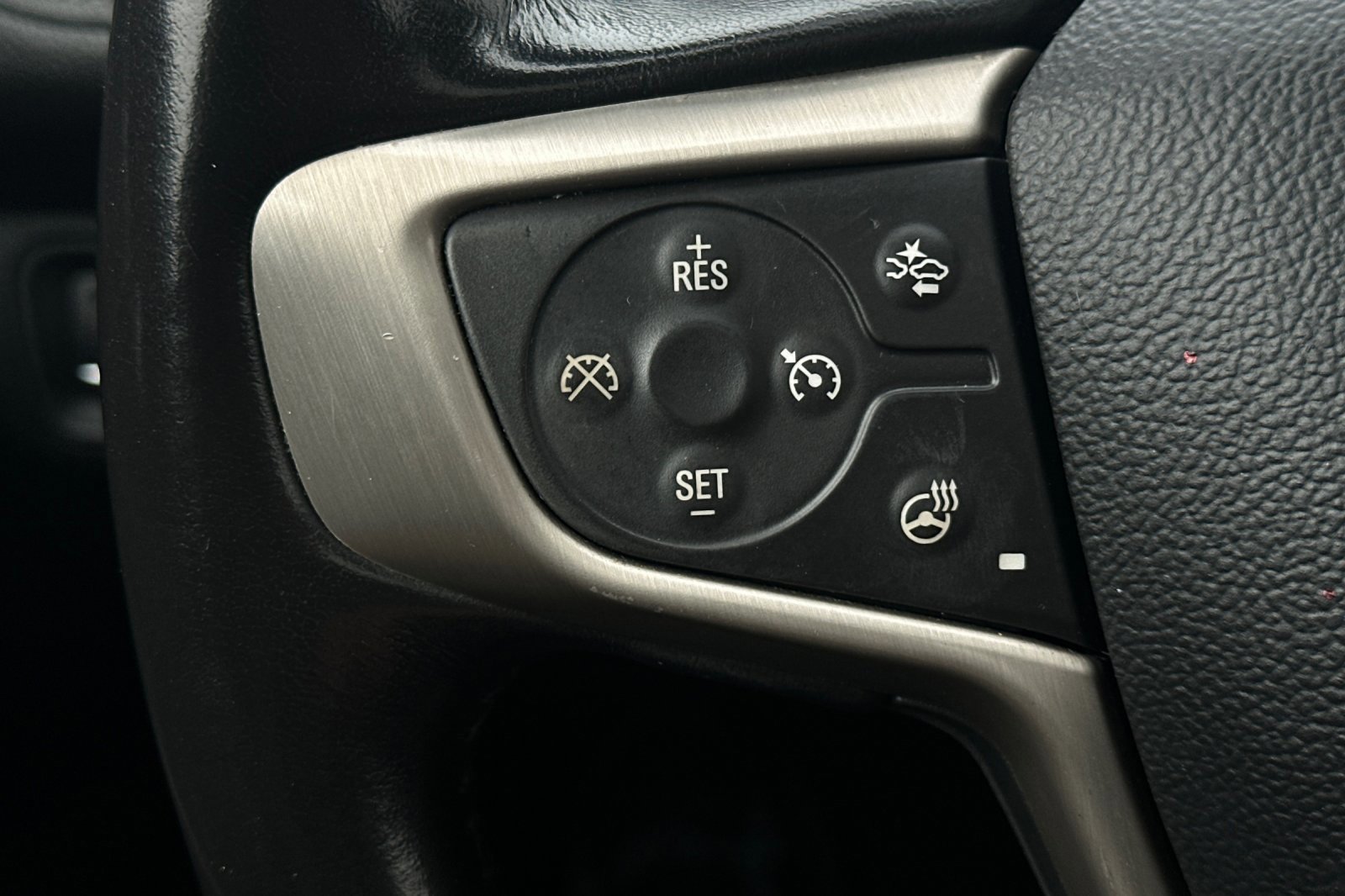 Used 2021 GMC Acadia Denali w/ Denali Technology Package image 28