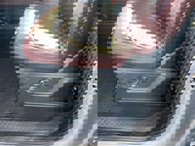 Certified 2024 Ford Expedition Limited image 10