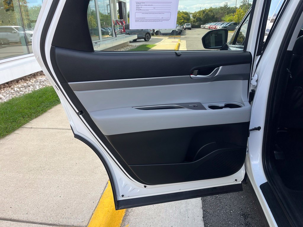Used 2021 Hyundai Palisade SEL w/ Convenience Package AWD/4WD image 18