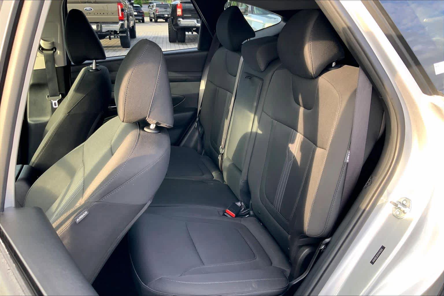 Used 2025 Hyundai Tucson SEL AWD/4WD image 19