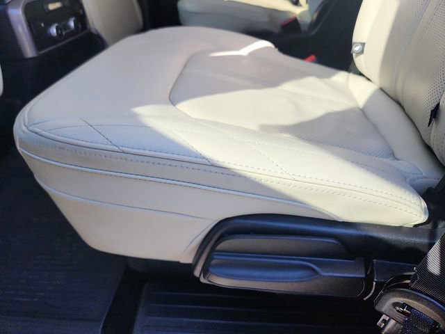 Certified 2021 Ford Expedition Platinum image 25