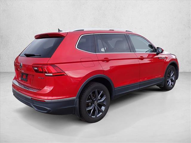 Used 2022 Volkswagen Tiguan SE AWD/4WD image 4