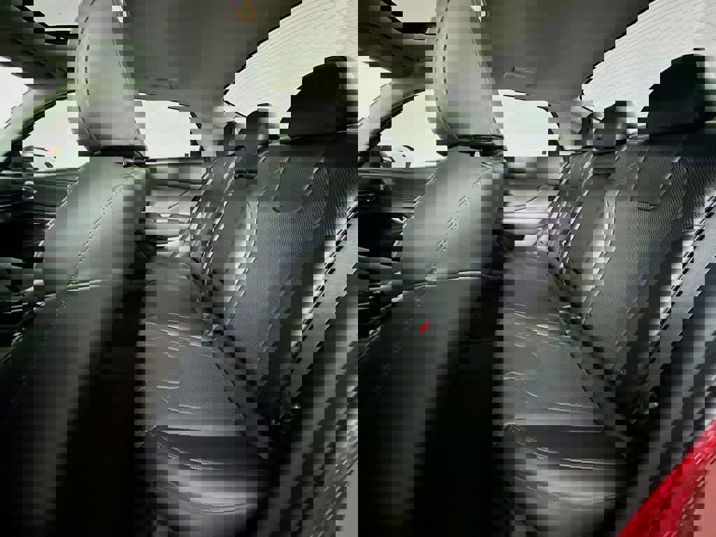 Used 2022 Hyundai Elantra Limited image 15