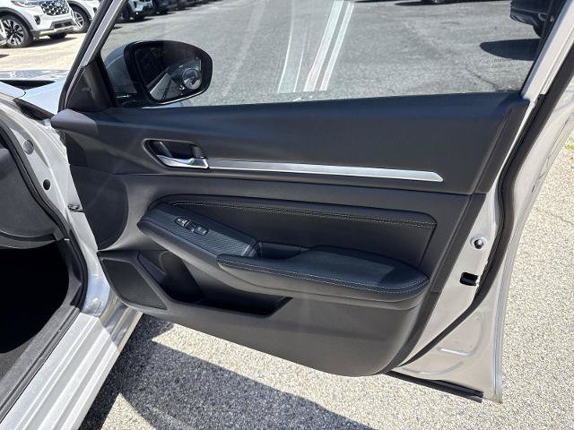 Used 2019 Nissan Altima 2.5 SV FWD image 22