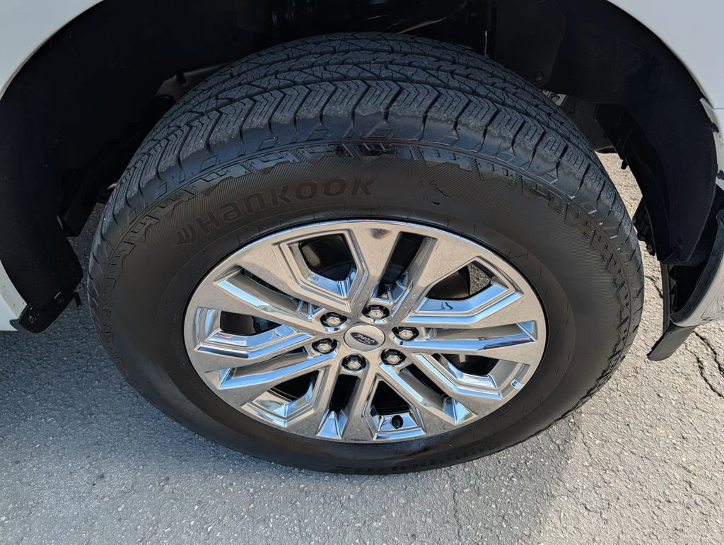 Certified 2025 Ford F150 Lariat w/ Equipment Group 501A Mid image 38