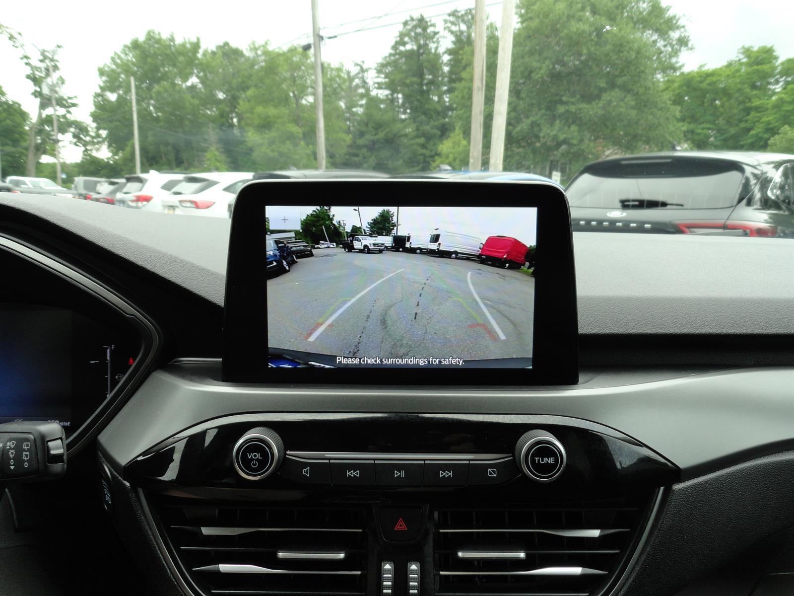 Certified 2025 Ford Escape Active AWD/4WD image 16