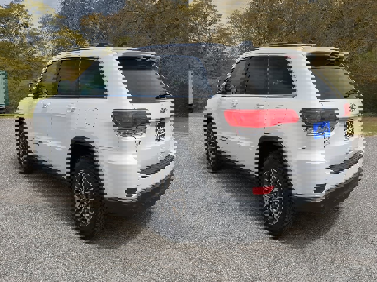 Used 2019 Jeep Grand Cherokee Laredo w/ Laredo X Package image 5