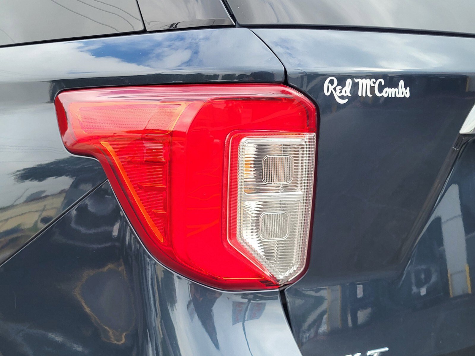 Certified 2023 Ford Explorer XLT w/ Equipment Group 202A AWD/4WD image 11