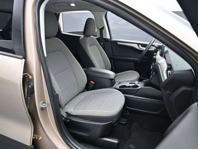 Certified 2021 Ford Escape SE image 27