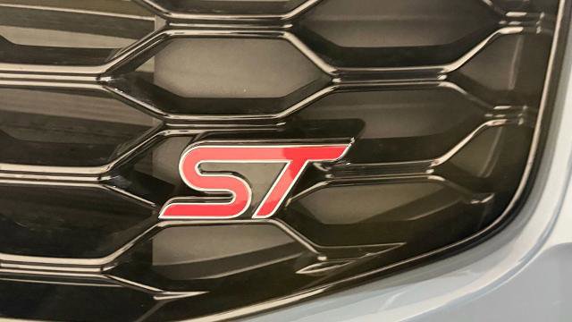 Certified 2025 Ford Explorer ST w/ Sun And Sound Package image 30