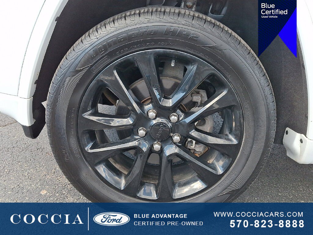 Used 2020 Jeep Grand Cherokee Altitude AWD/4WD image 8