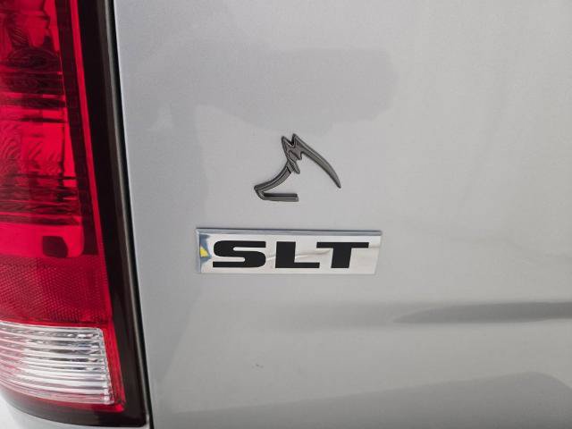 Used 2019 RAM 1500 Classic SLT w/ Luxury Group AWD/4WD image 32
