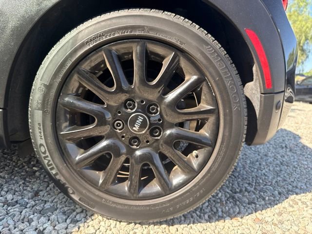 Used 2019 MINI Cooper S w/ Signature Upholstery Package FWD image 8