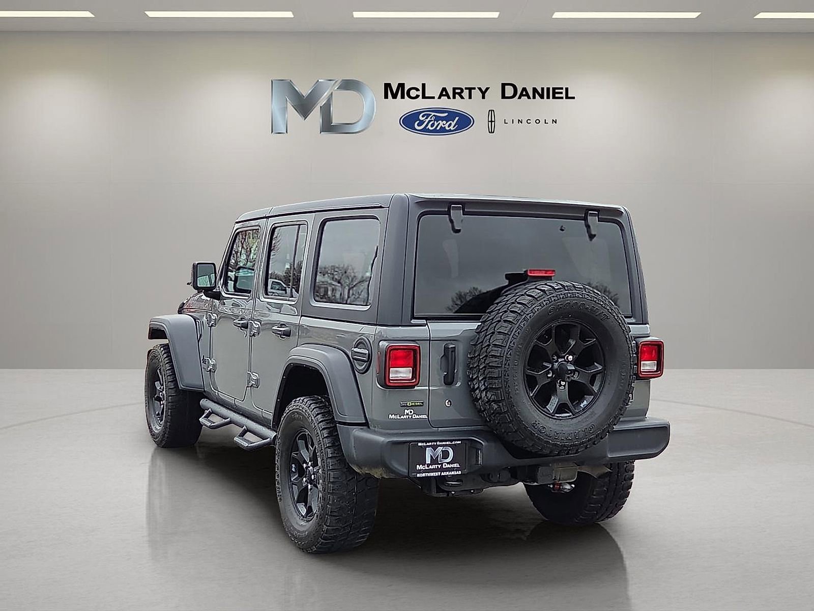 Used 2021 Jeep Wrangler Unlimited Sport AWD/4WD image 4