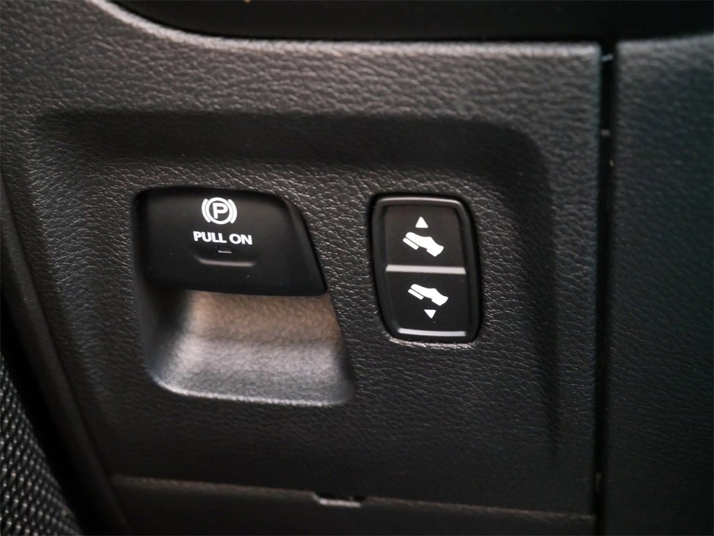 Used 2025 RAM 1500 Big Horn image 24