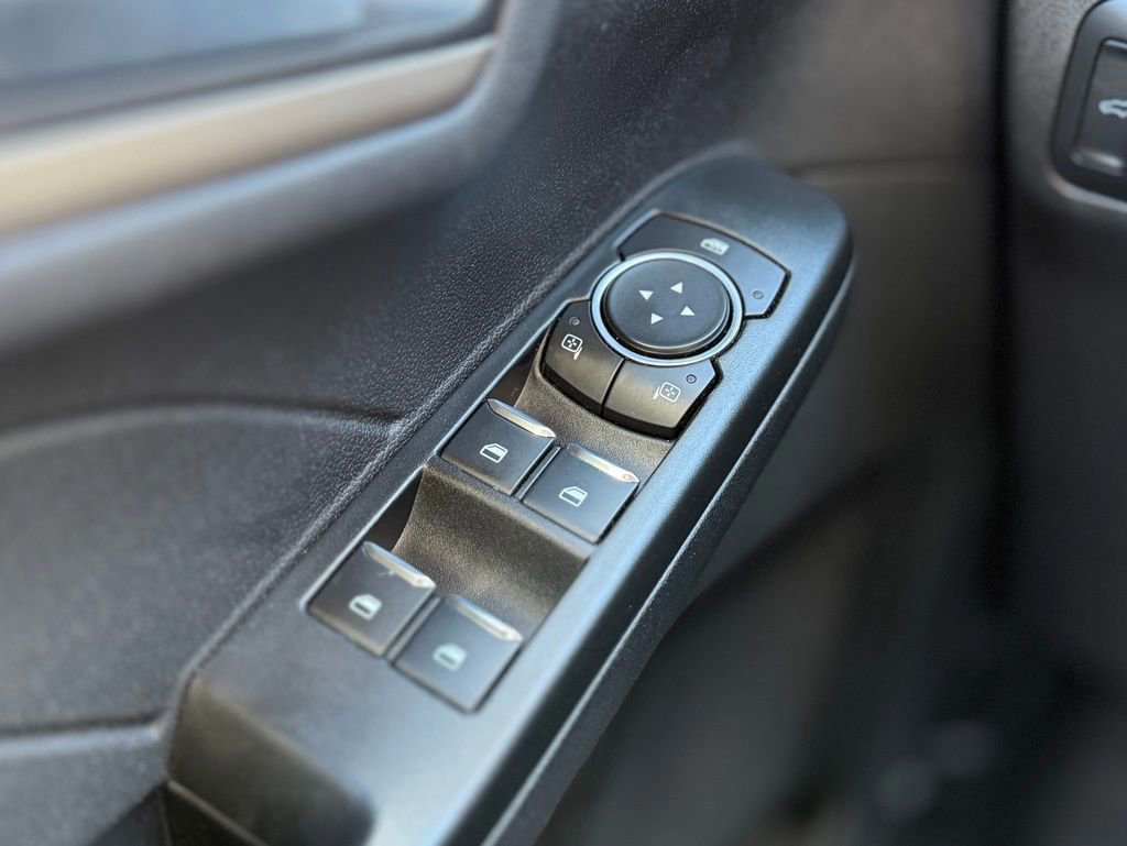 Certified 2022 Ford Escape SE w/ Convenience Package image 15