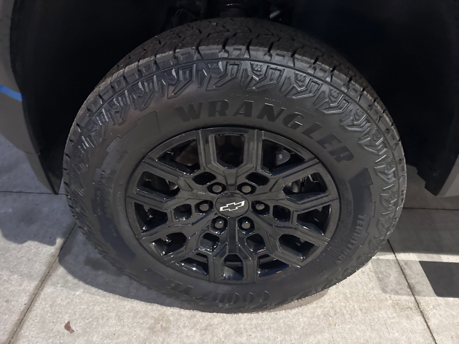 Used 2024 Chevrolet Colorado Trail Boss w/ Advanced Trailering Package image 19